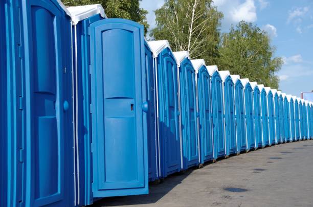 Best Porta potty rental near me  in Bloomington, CA